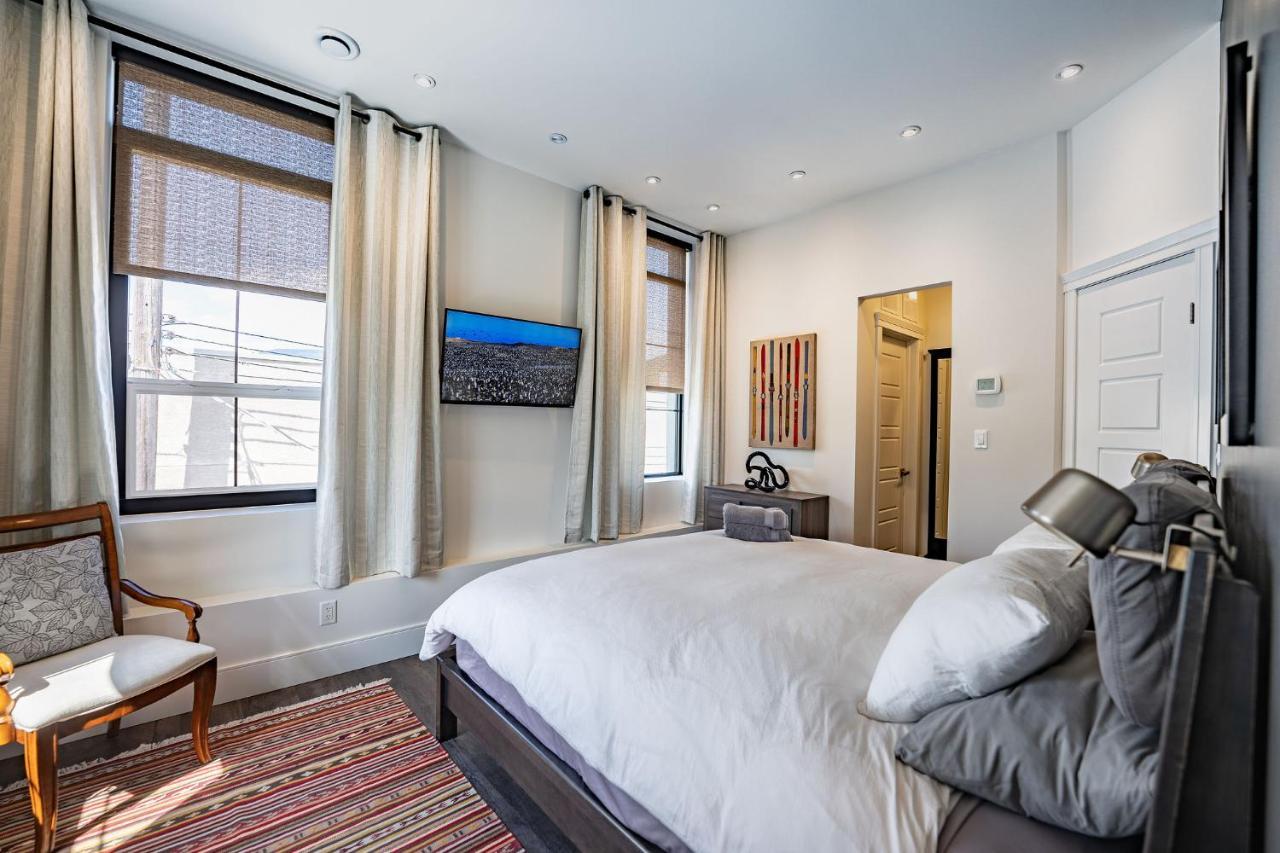In The Heart Of It All By Revelstoke Vacations Exteriör bild